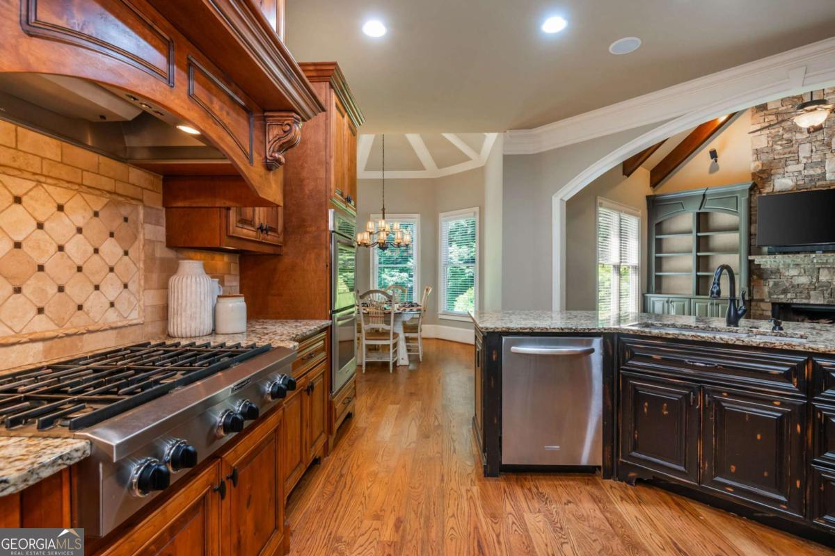 15885 Thompson Road Property Photo 10