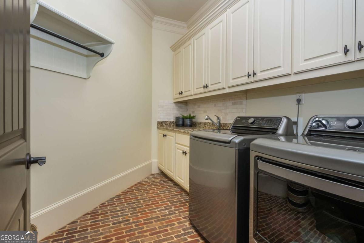 15885 Thompson Road Property Photo 30