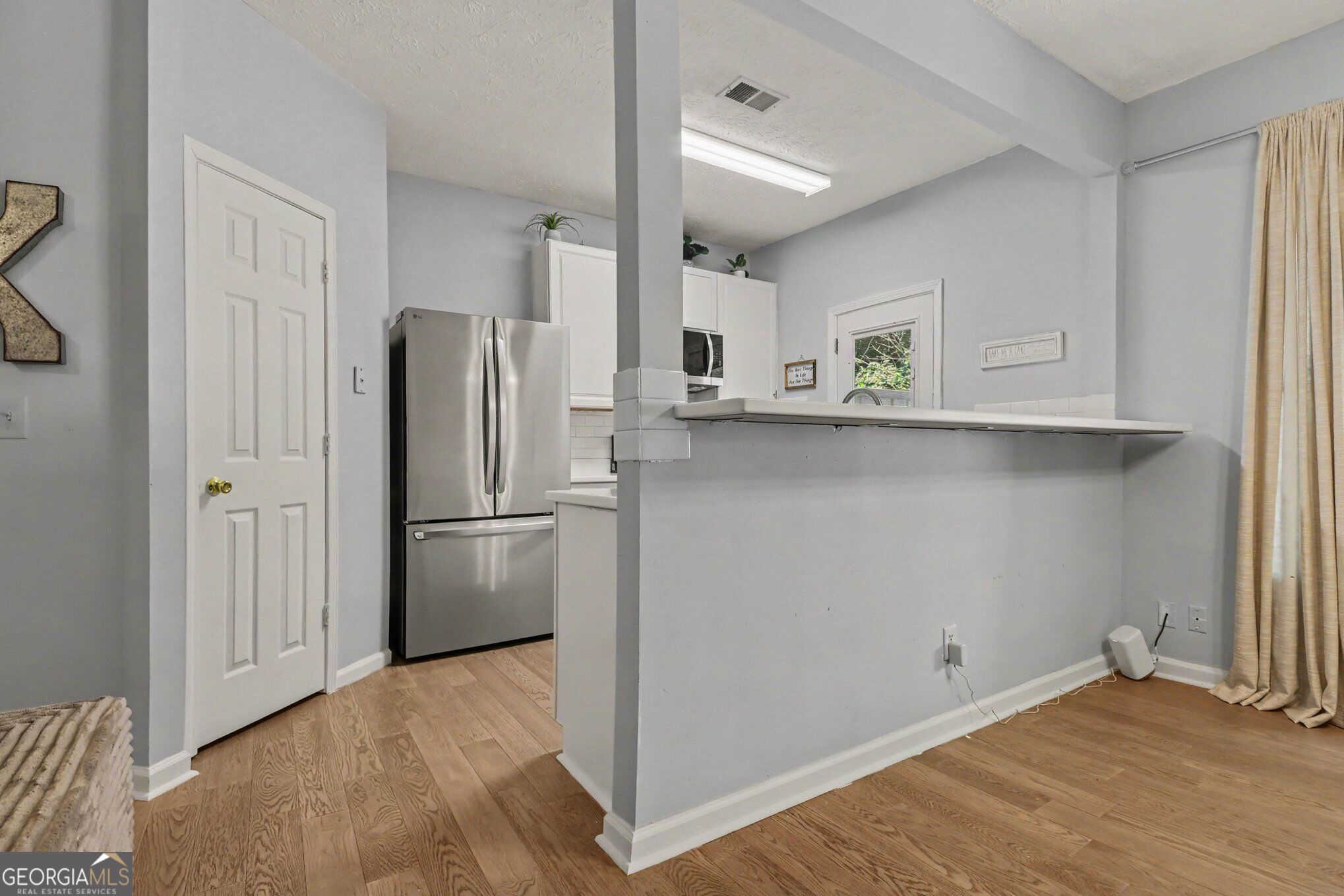 5840 Terremont Circle Property Photo 13