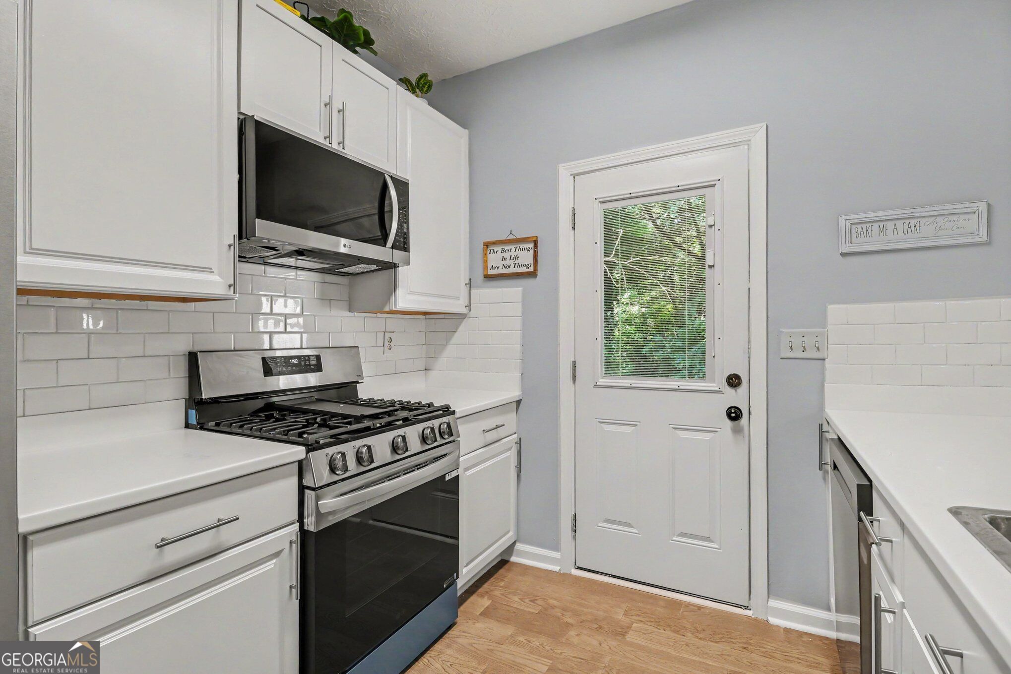 5840 Terremont Circle Property Photo 16