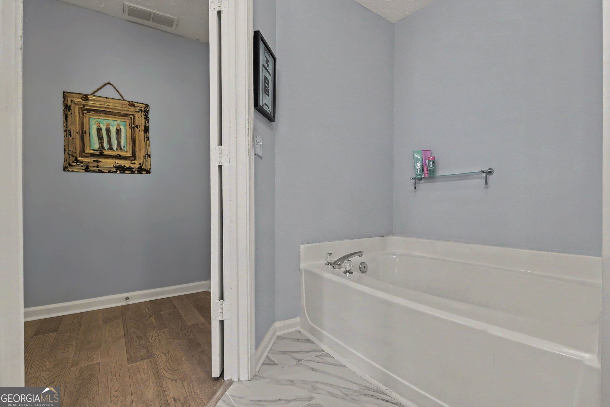 5840 Terremont Circle Property Photo 24