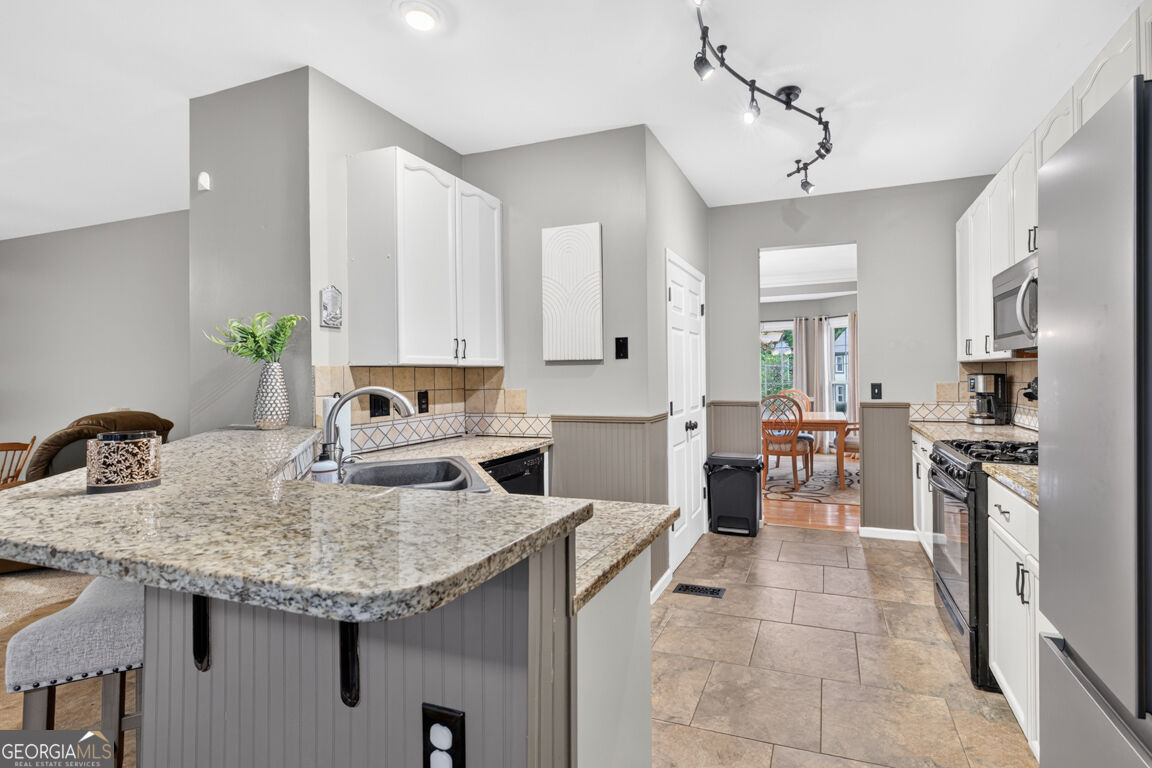 1400 Watercove Lane Property Photo 3
