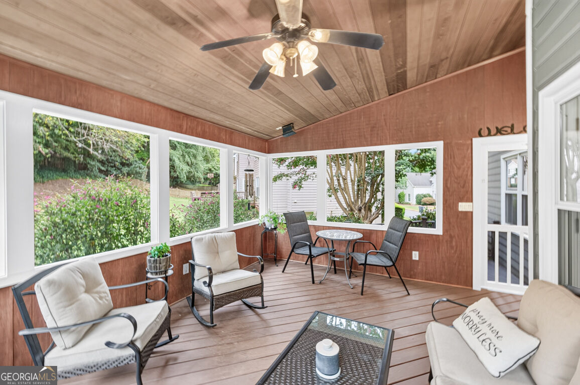 1400 Watercove Lane Property Photo 4