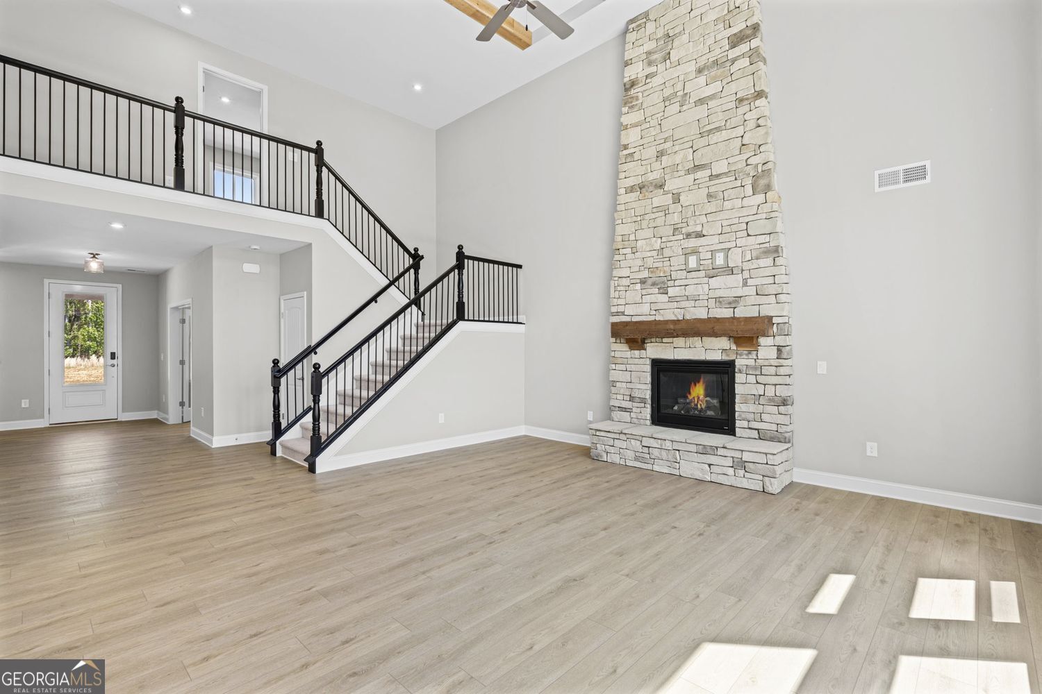 150 Hidden Fields Way Property Photo 11
