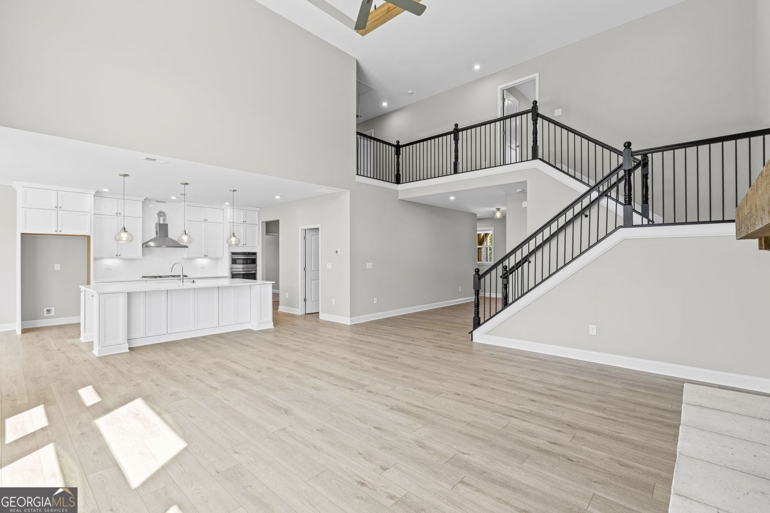 150 Hidden Fields Way Property Photo 12