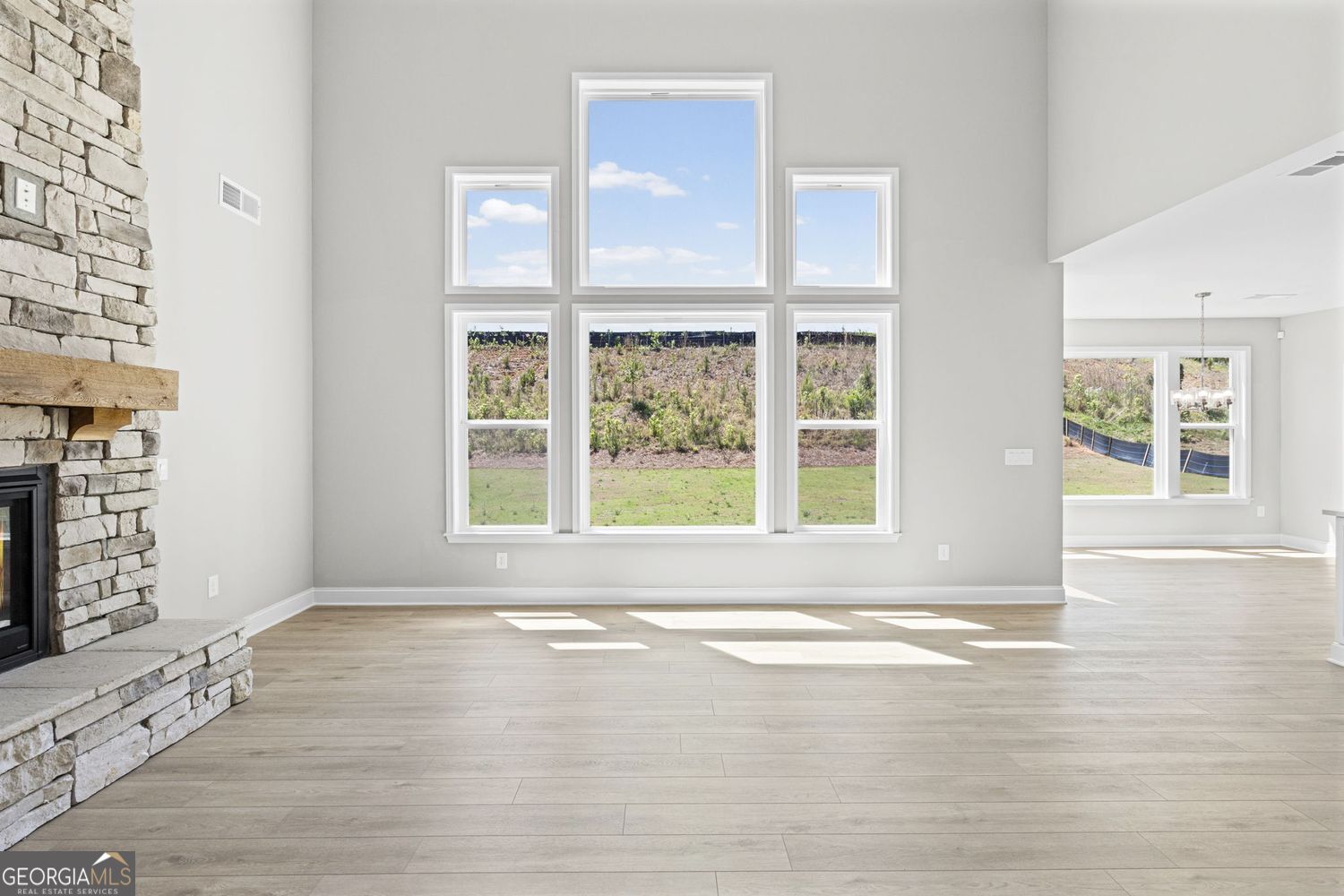 150 Hidden Fields Way Property Photo 14