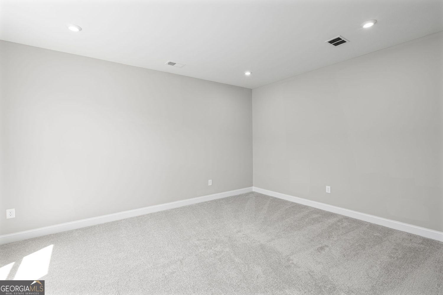 150 Hidden Fields Way Property Photo 25