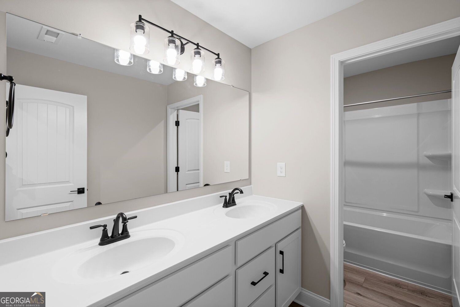 159 Hidden Fields Way Property Photo 38