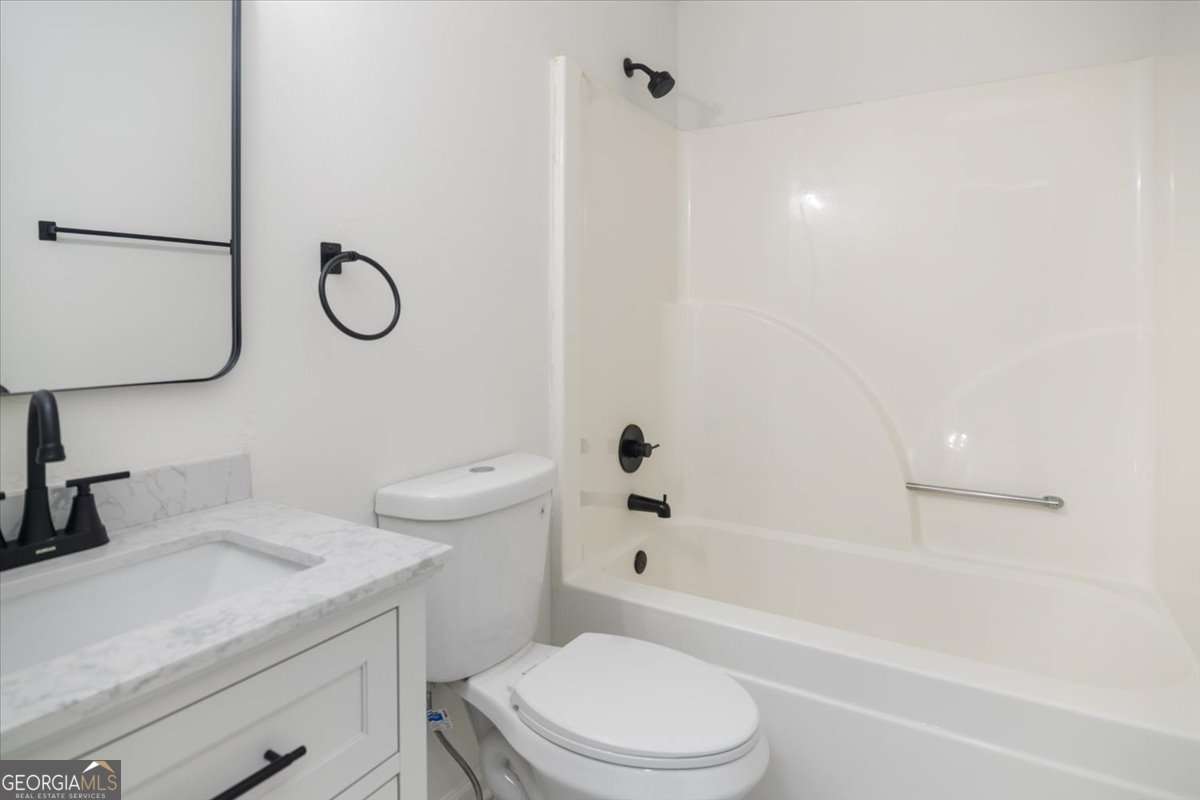 4033 Ravenwood Court Property Photo 22