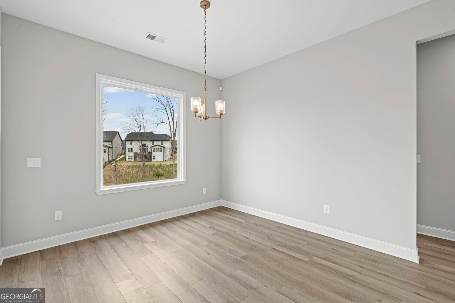 82 Clear Lake Parkway Property Photo 19