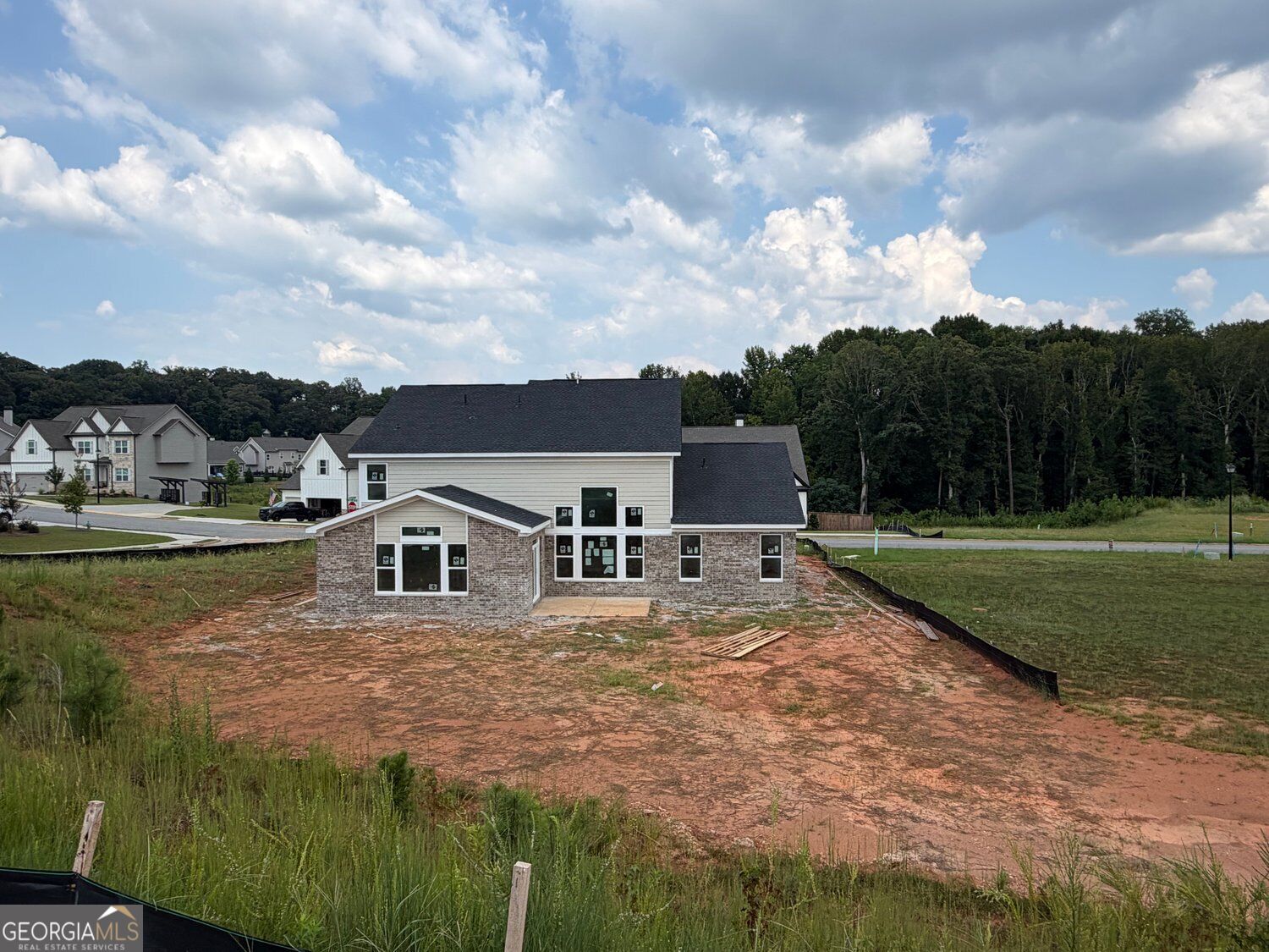 102 Hidden Fields Way Property Photo 4