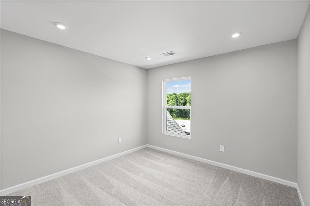 222 Loon Lake Way Property Photo 33