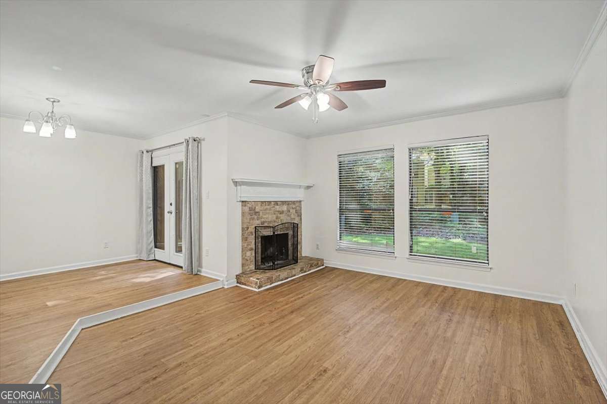 6350 Hawthorne Terrace Property Photo 10