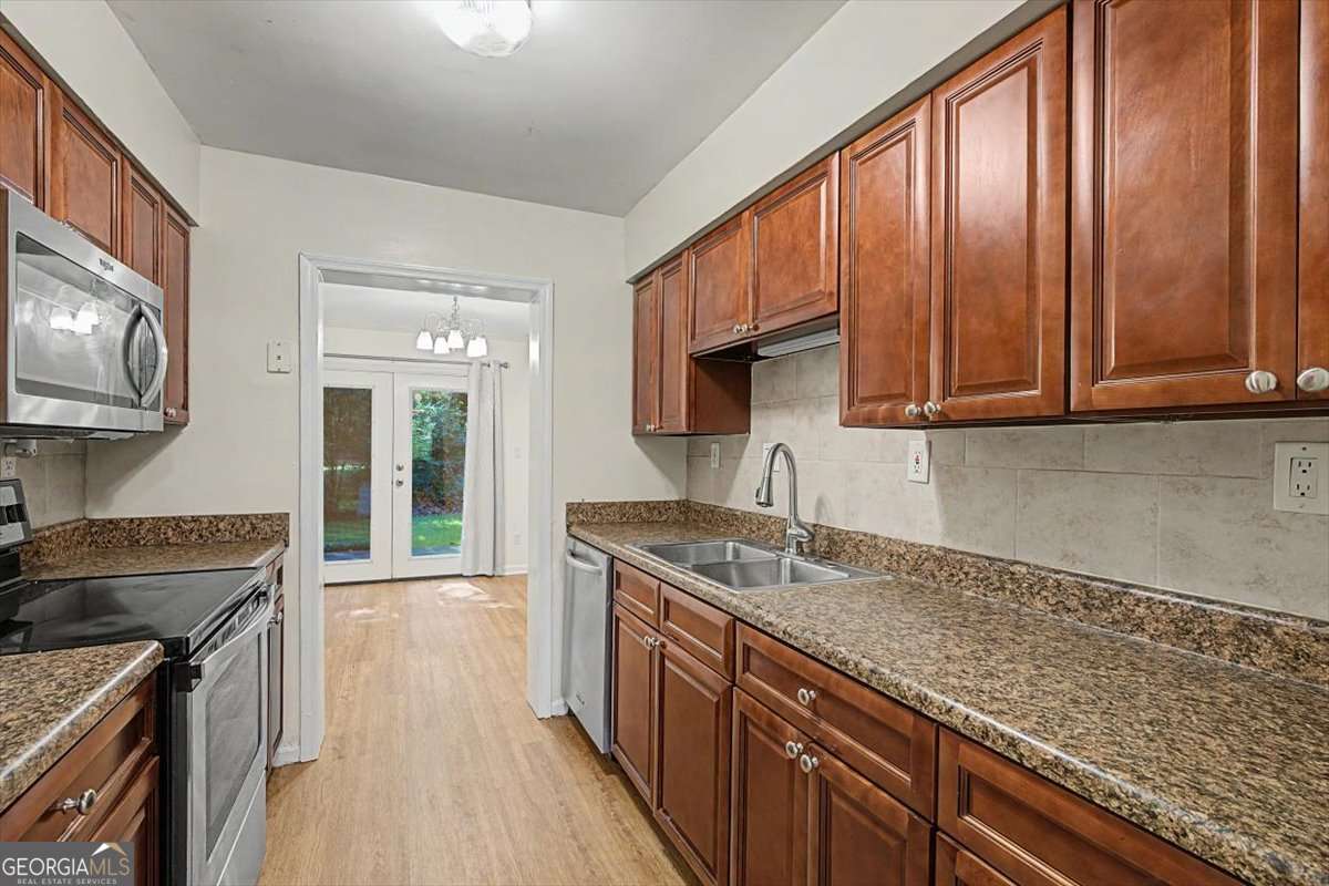 6350 Hawthorne Terrace Property Photo 16