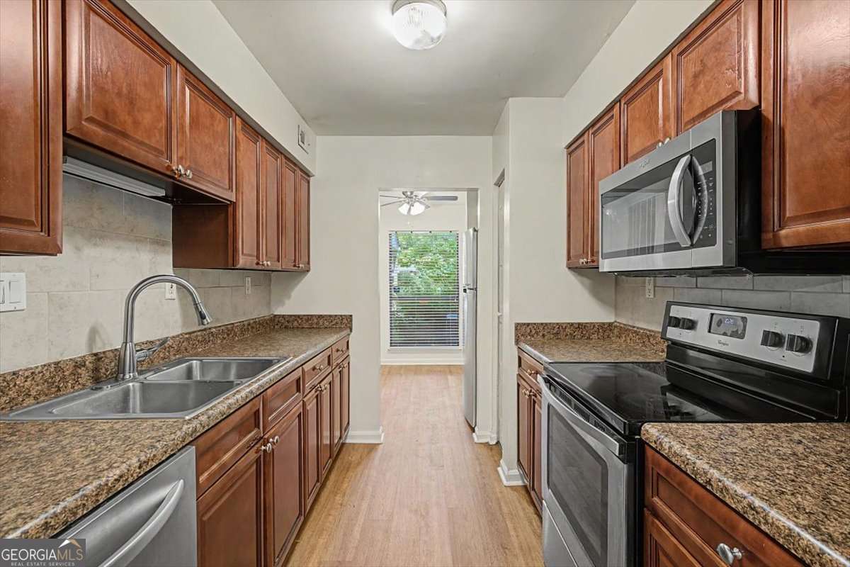 6350 Hawthorne Terrace Property Photo 18