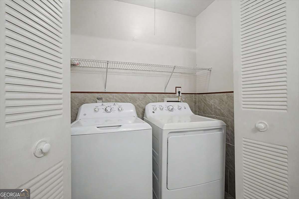 6350 Hawthorne Terrace Property Photo 23