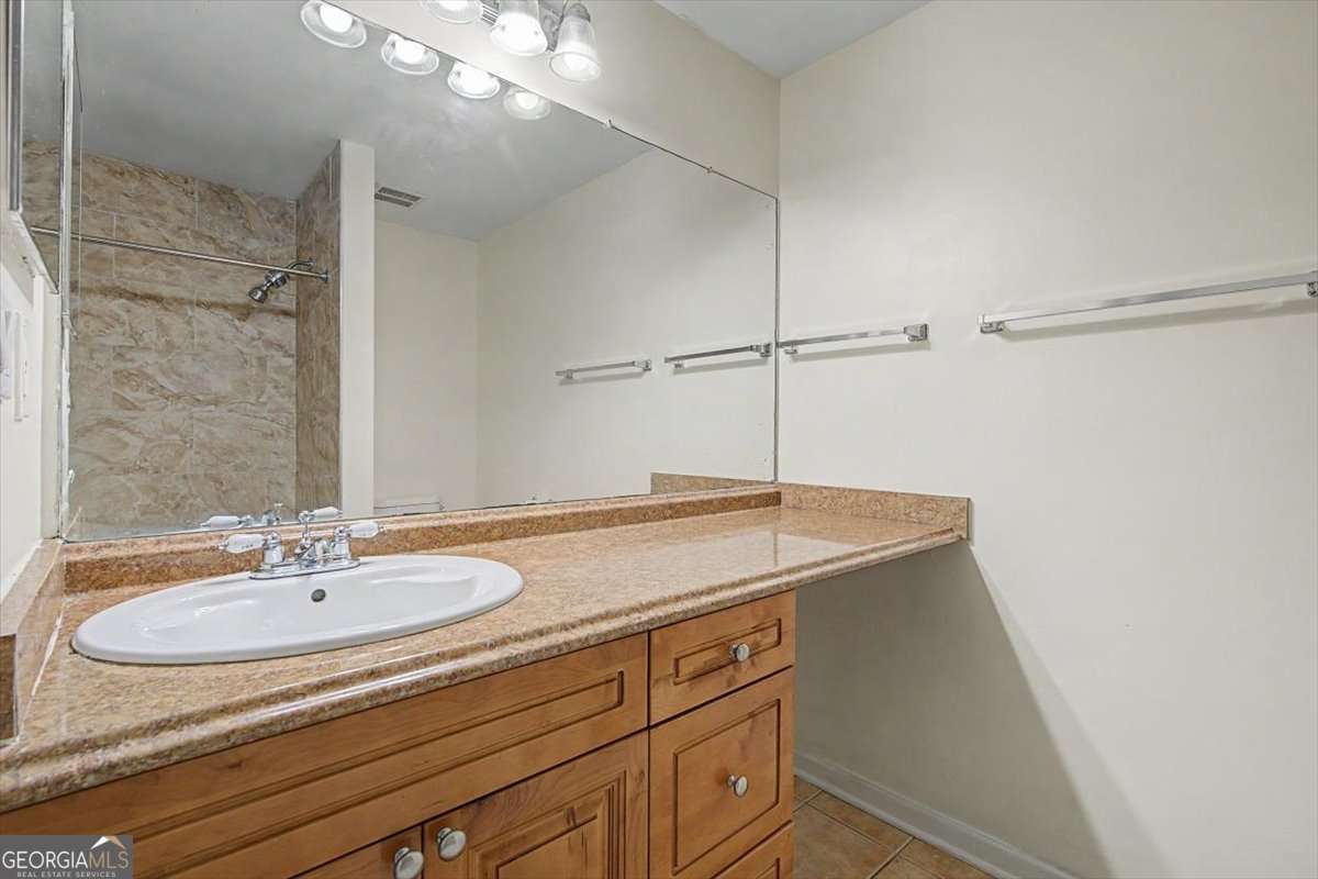 6350 Hawthorne Terrace Property Photo 27
