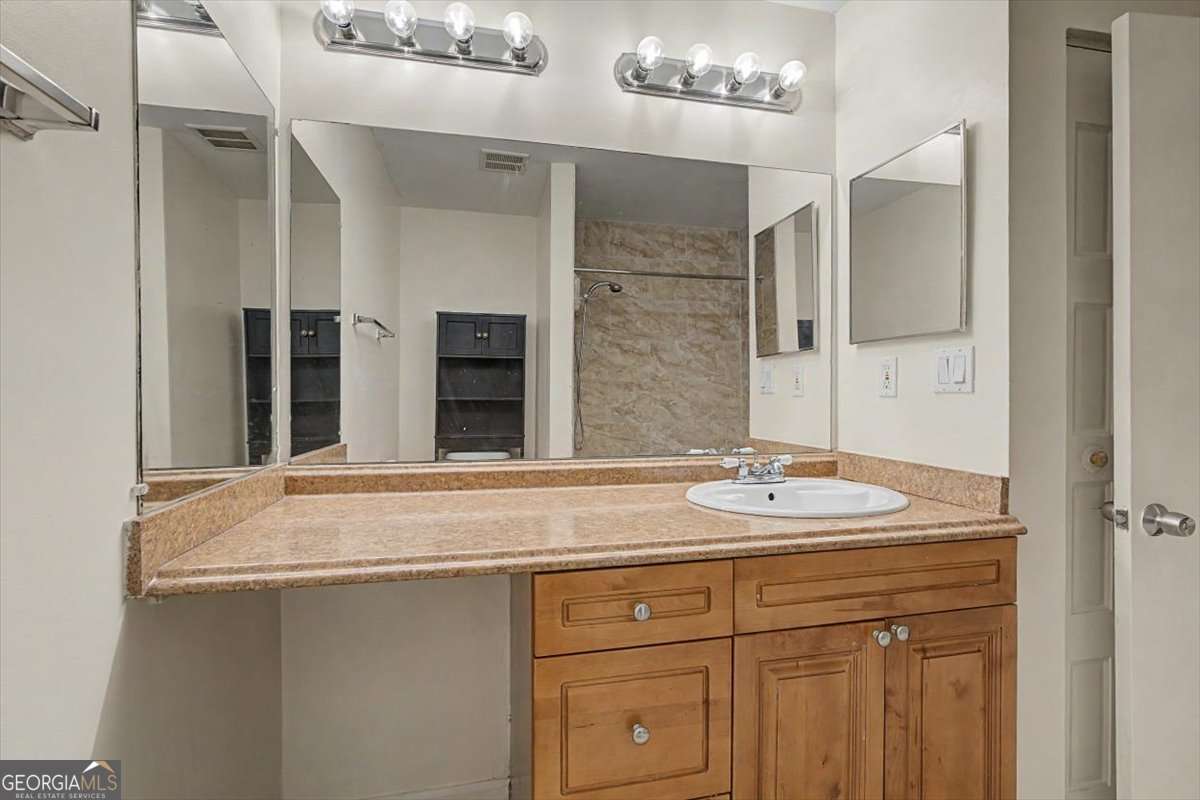 6350 Hawthorne Terrace Property Photo 35
