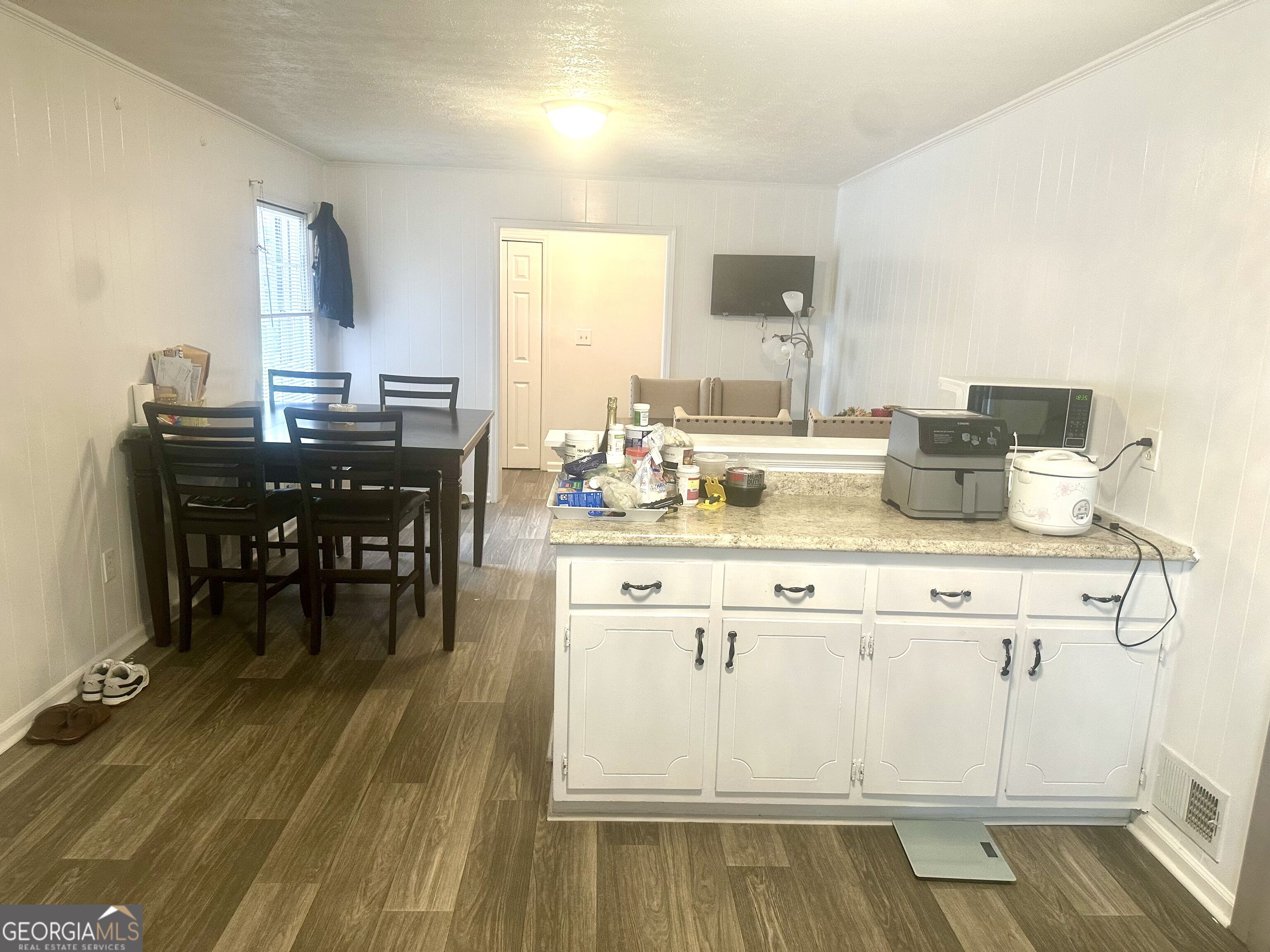 1822 Hallmark Drive Property Photo 7