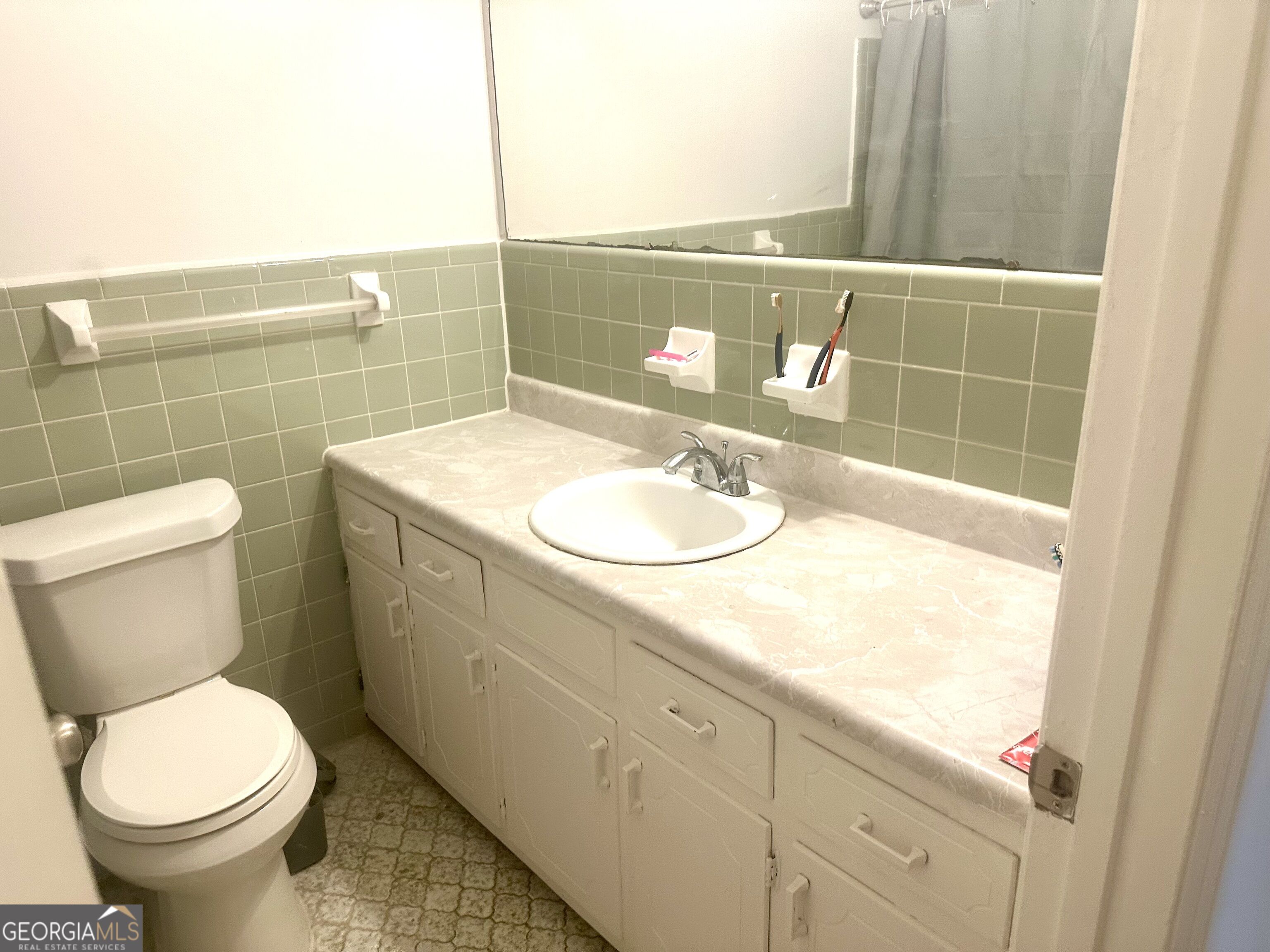 1822 Hallmark Drive Property Photo 18