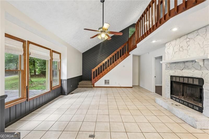 9080 Pine Tree Circle Property Photo 10