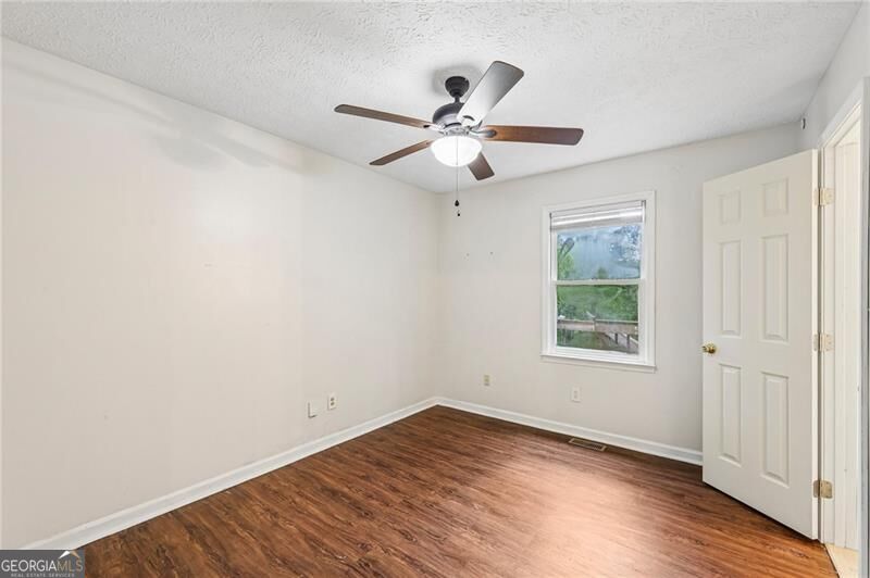 9080 Pine Tree Circle Property Photo 16