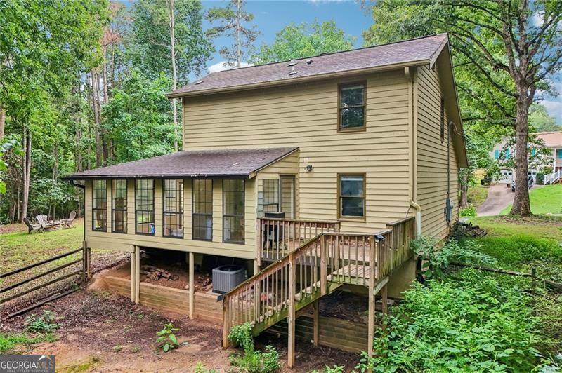 9080 Pine Tree Circle Property Photo 28