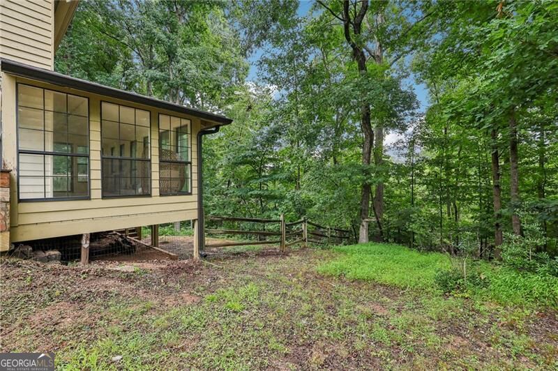 9080 Pine Tree Circle Property Photo 33