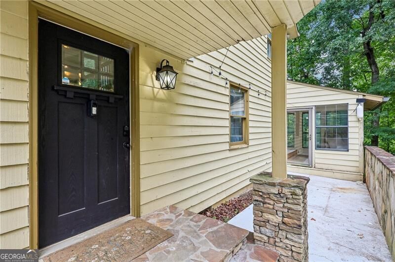 9080 Pine Tree Circle Property Photo 34