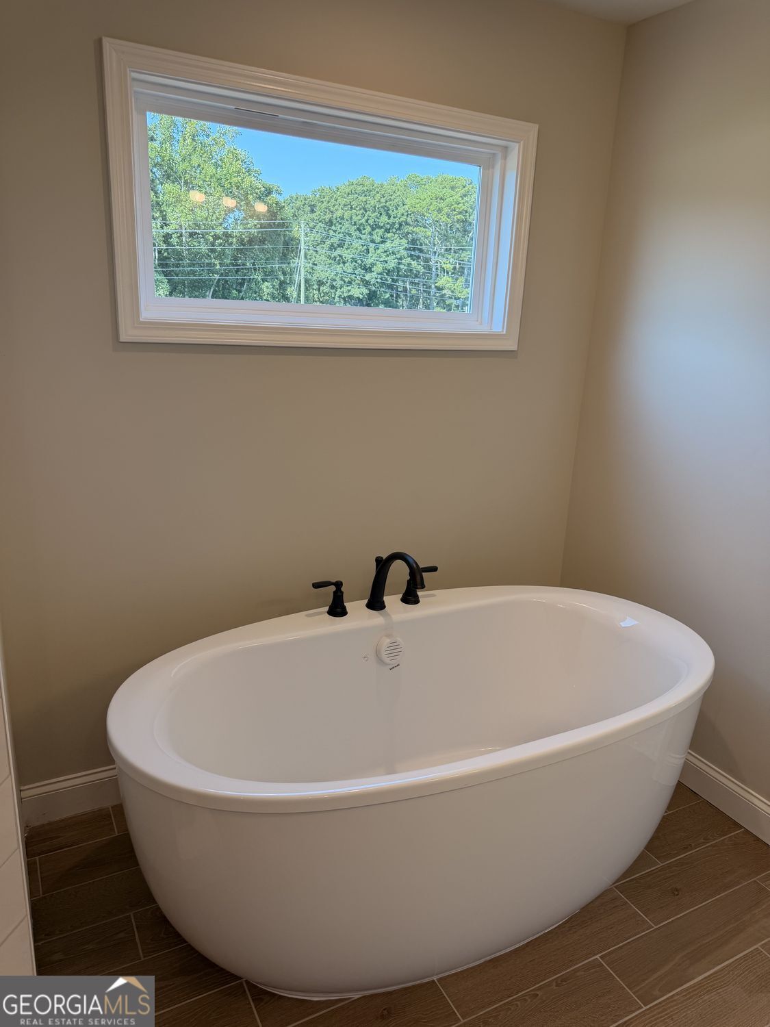 103 Wood Grove Lane Property Photo 4