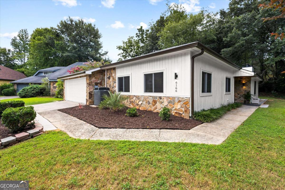 6166 Stadium Court Property Photo 1