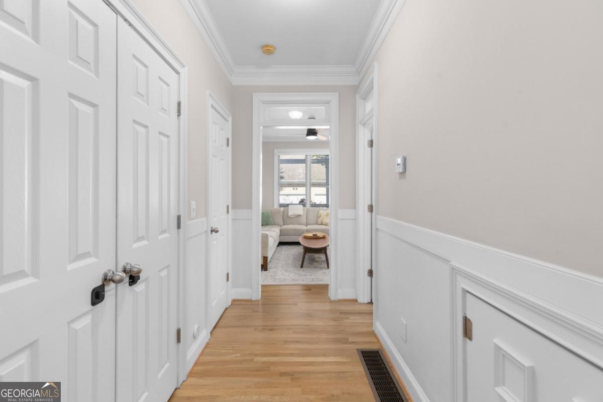 1038 Rice Street Nw Property Photo 8