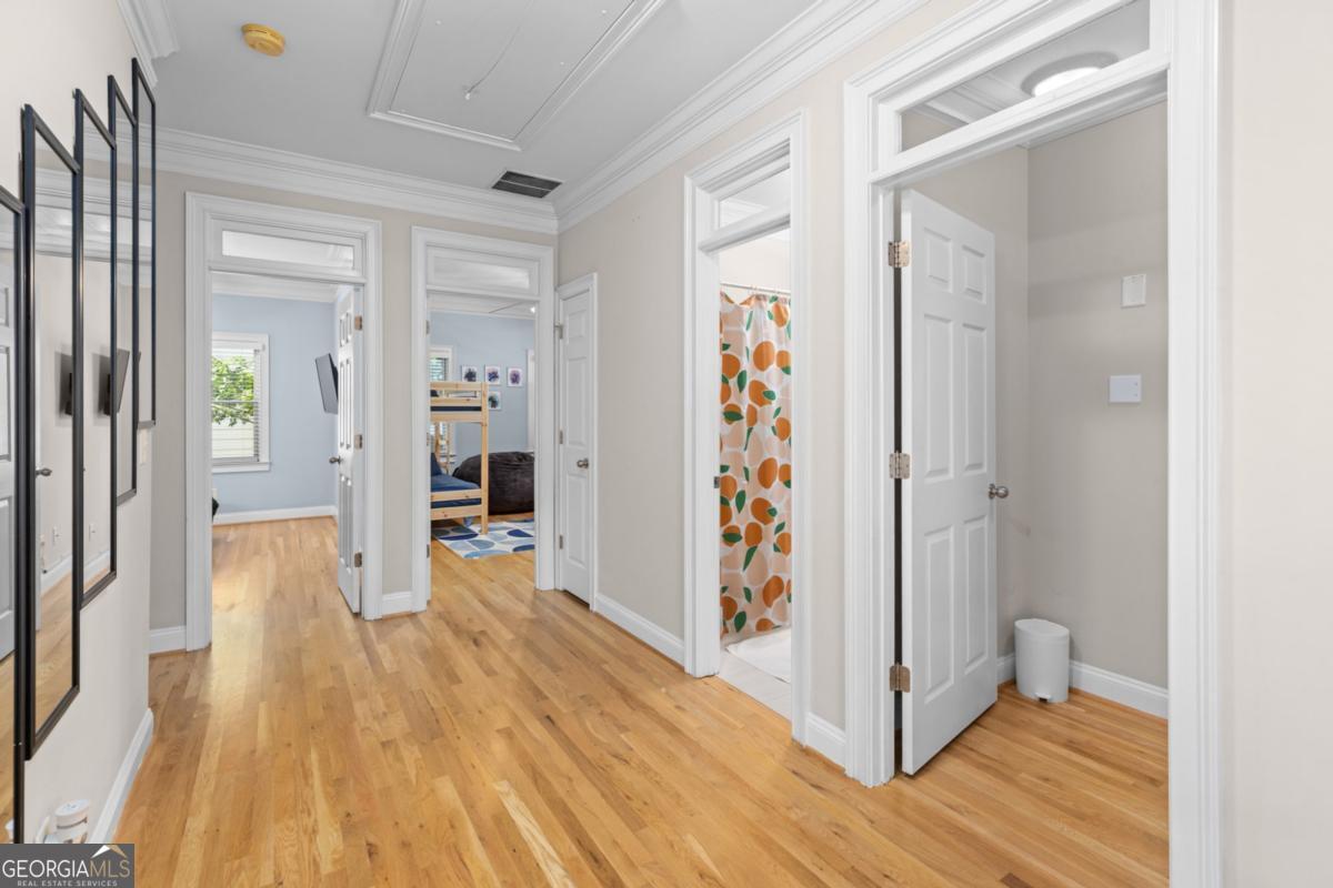 1038 Rice Street Nw Property Photo 25