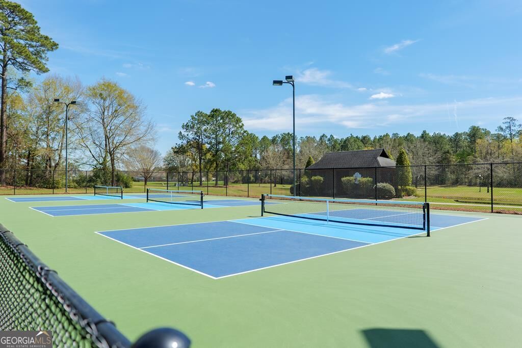 3946 Timber Ridge Road Property Photo 13