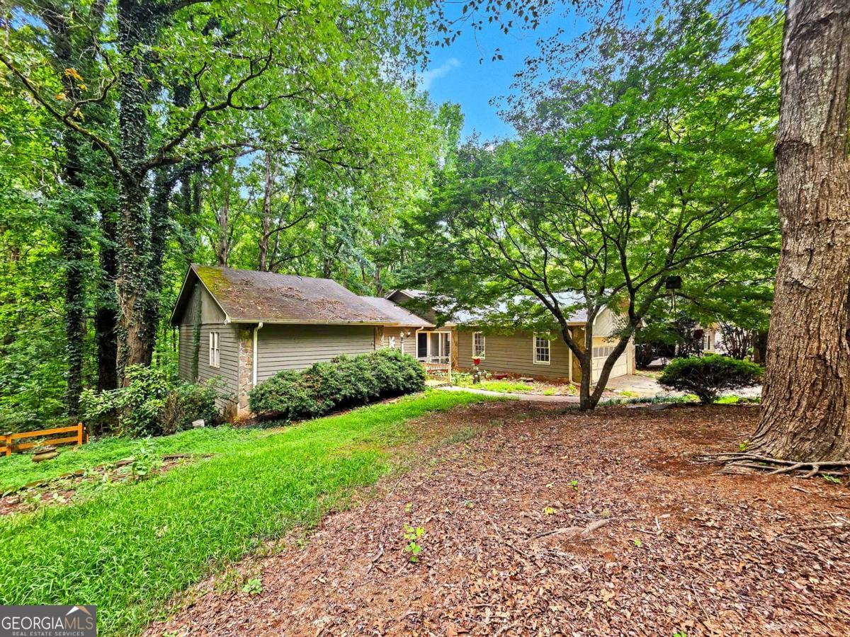 1740 Deer Run Drive Sw Property Photo 1
