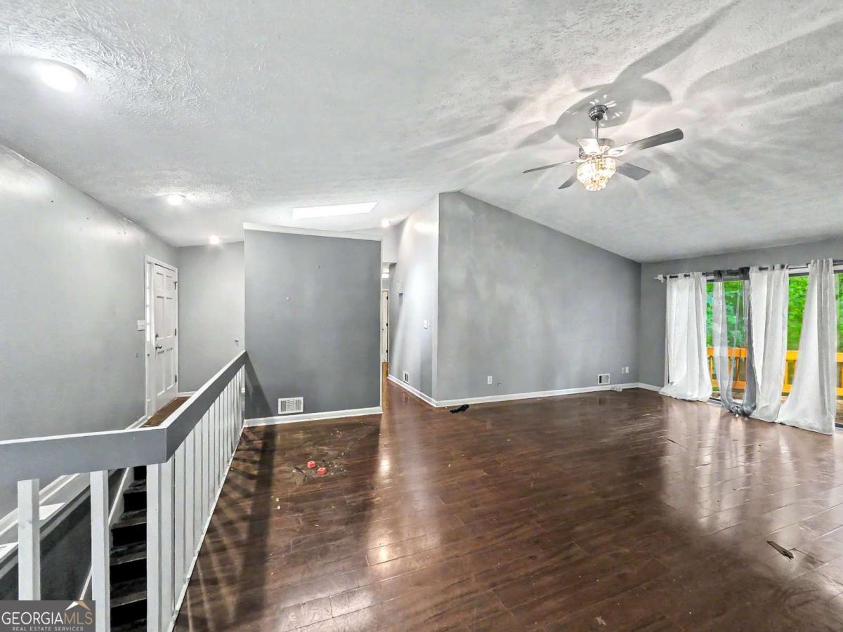 1740 Deer Run Drive Sw Property Photo 13