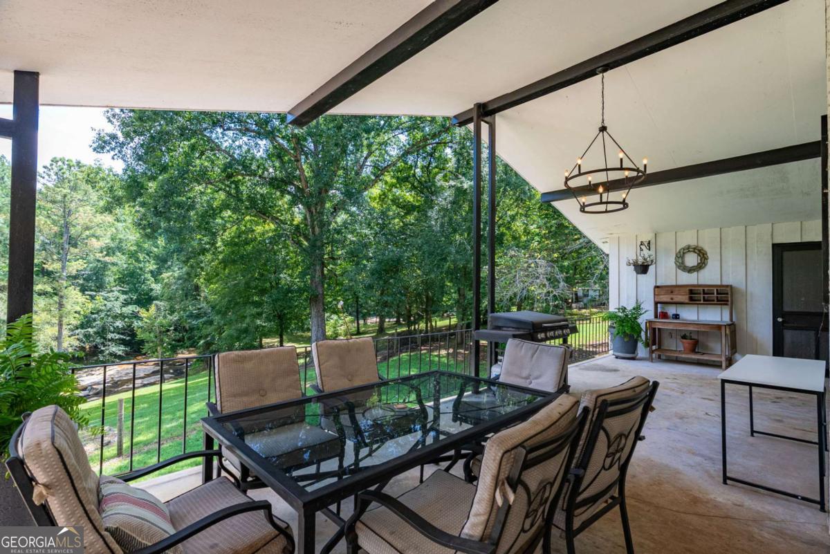 2425 Spratlin Mill Road Property Photo 17