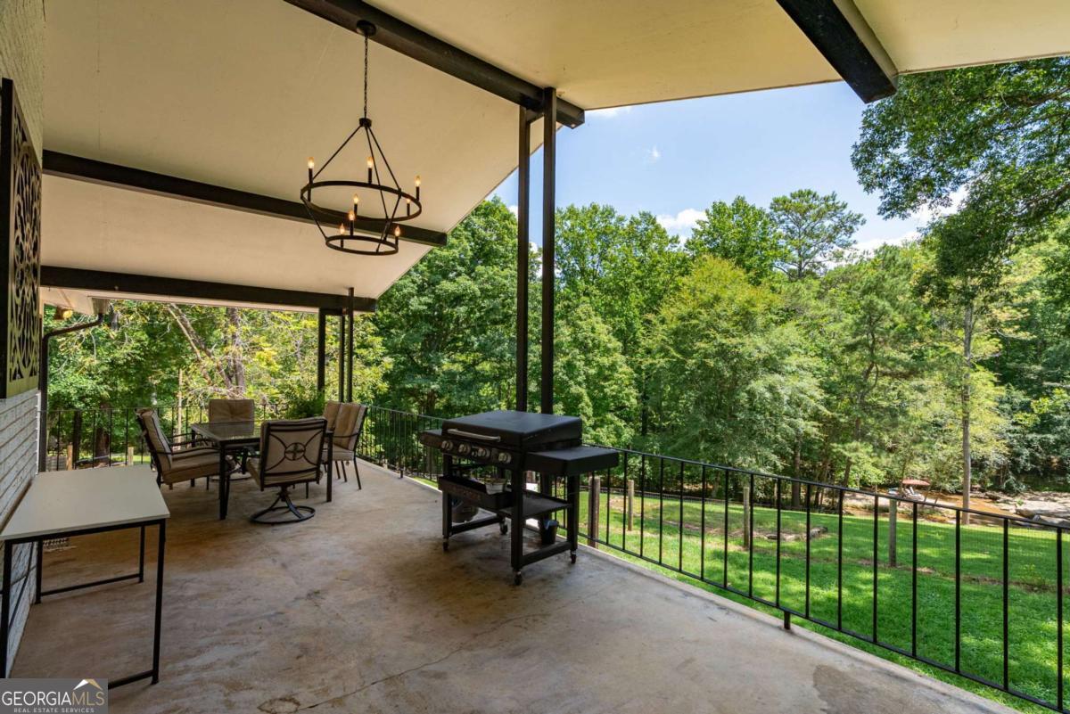 2425 Spratlin Mill Road Property Photo 19