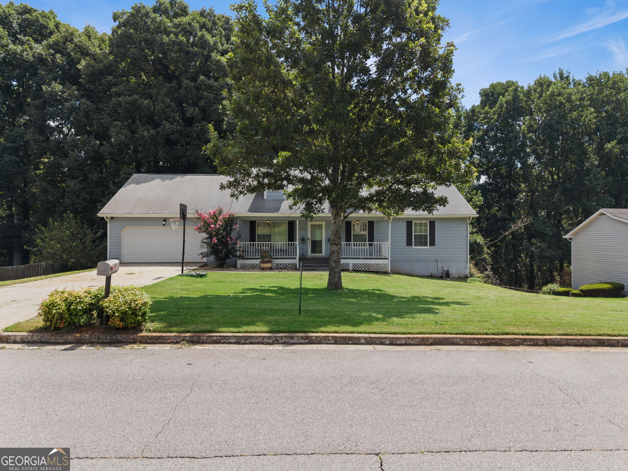 218 River Trace Court Property Photo 1