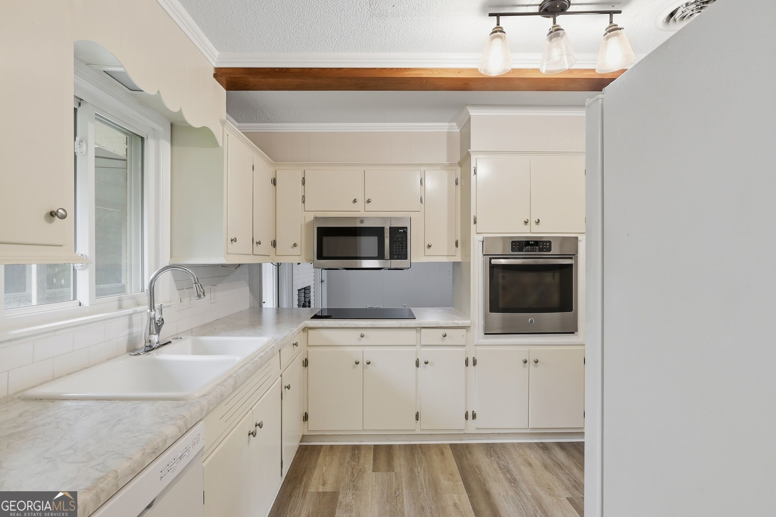 128 Scott Circle Property Photo 15