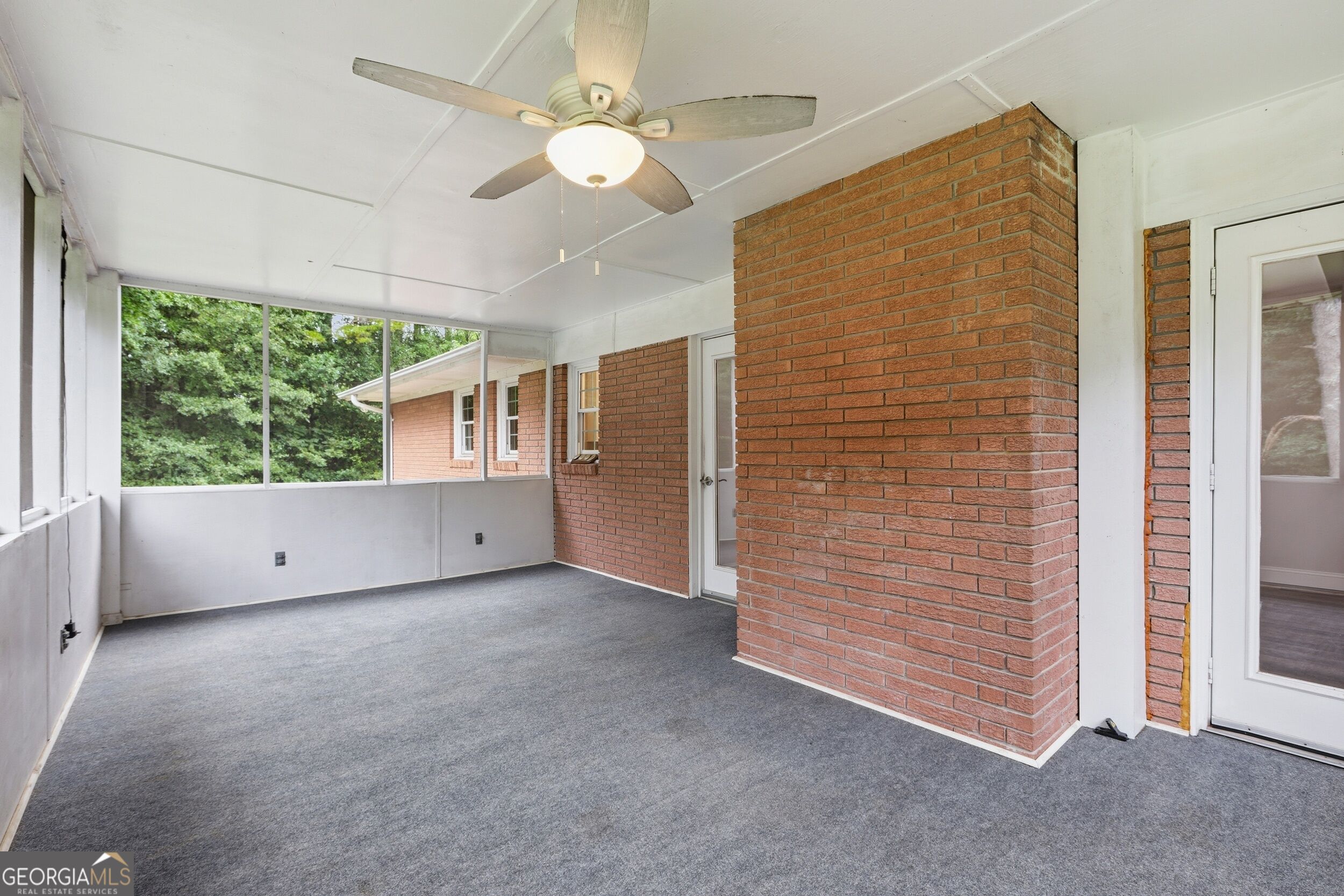 128 Scott Circle Property Photo 25