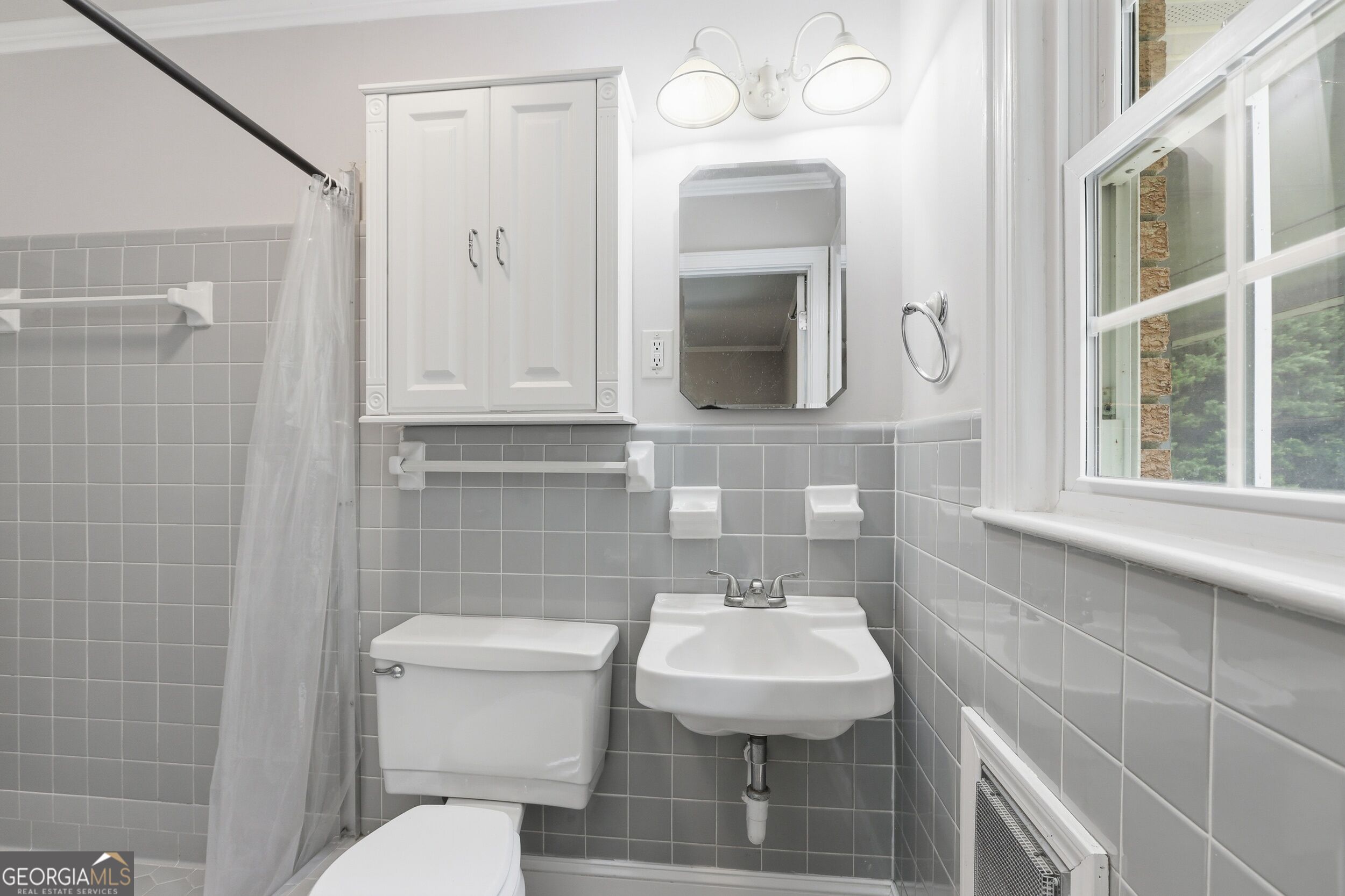 128 Scott Circle Property Photo 33
