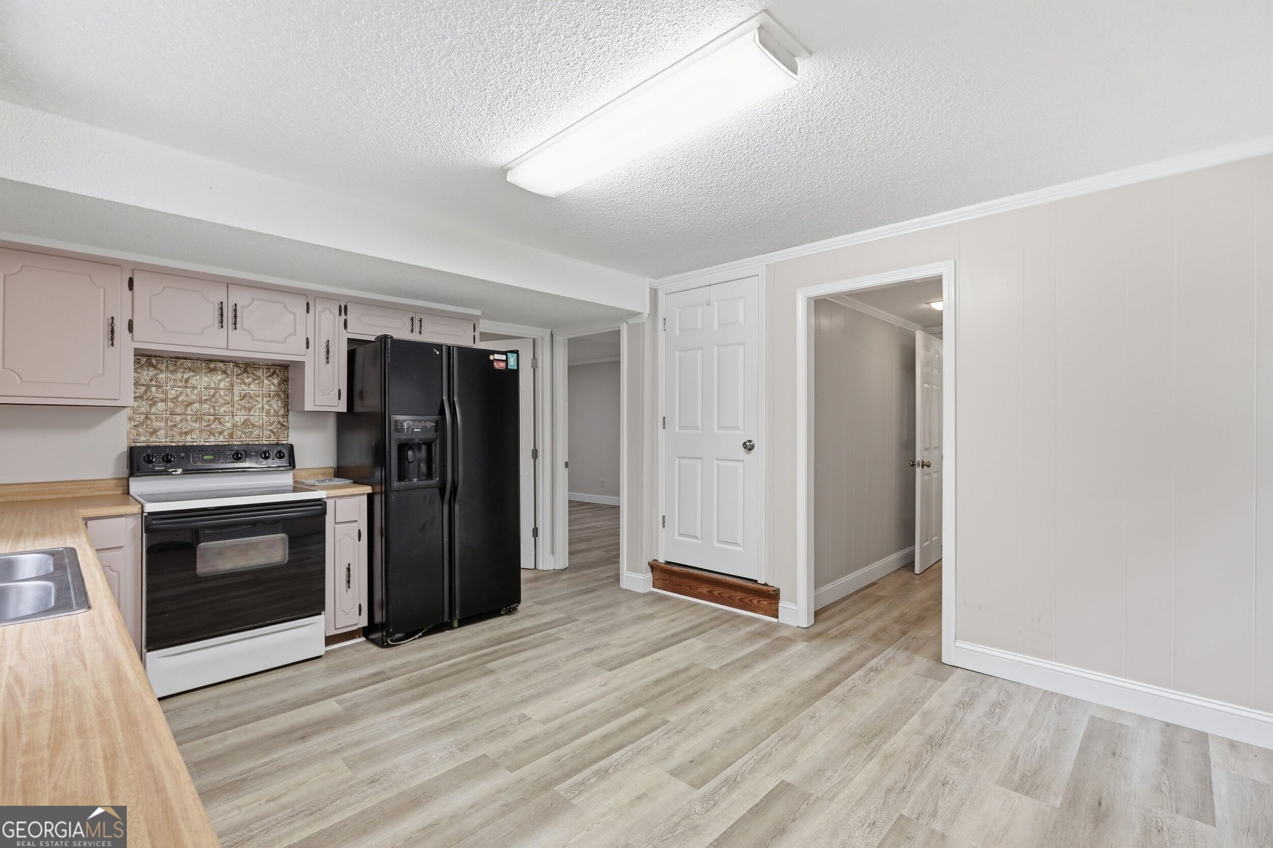 128 Scott Circle Property Photo 45
