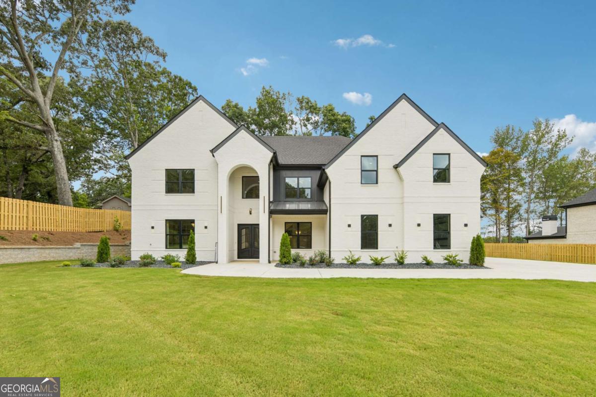 4736 Braselton Highway Property Photo 1