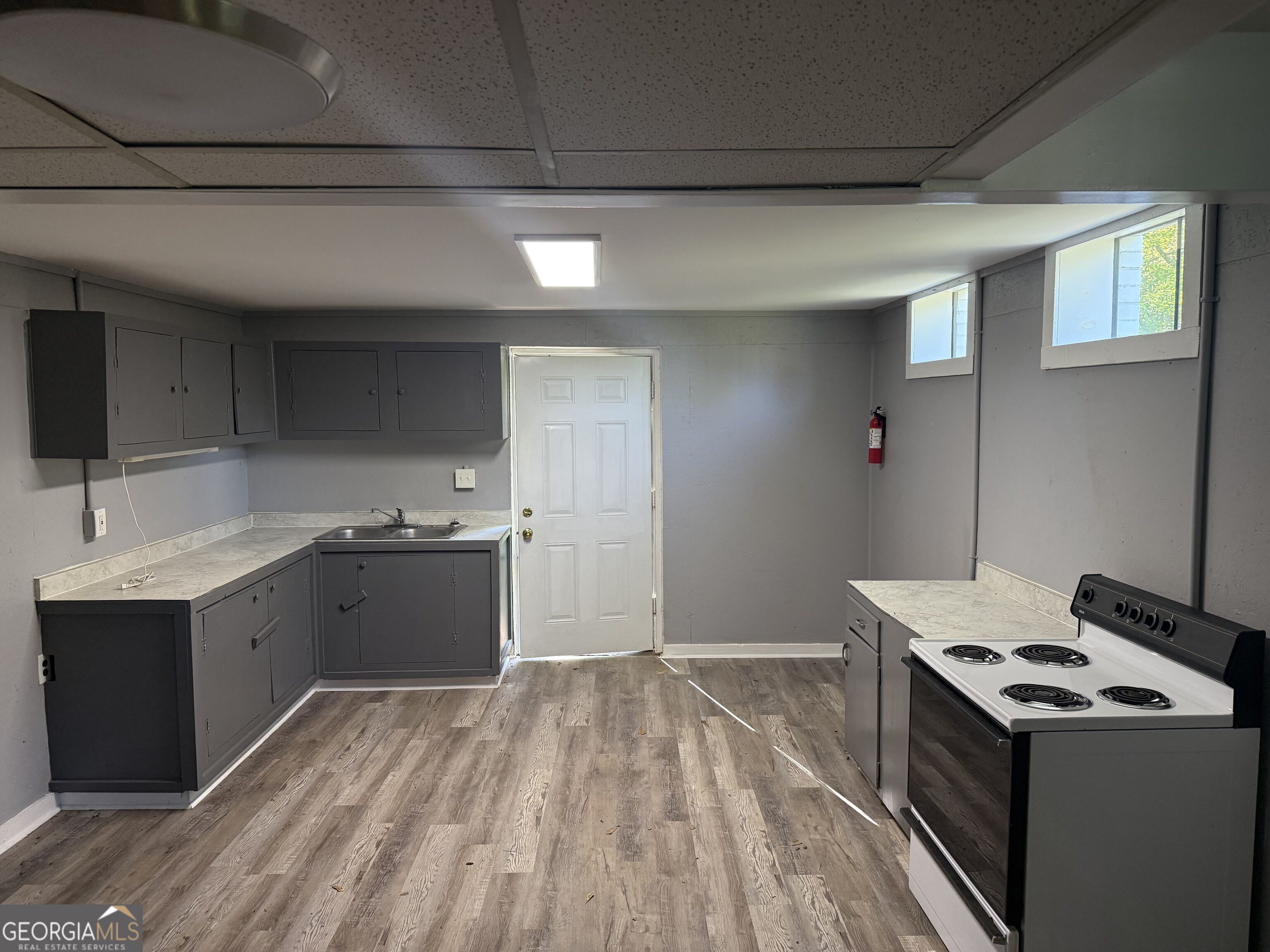 5047 West Point Road Property Photo 3