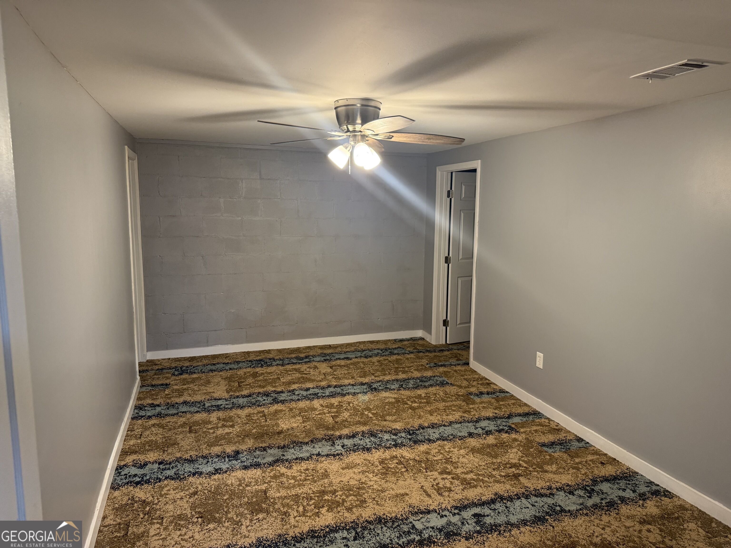 5047 West Point Road Property Photo 11
