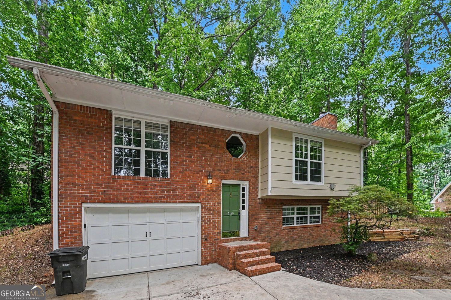 5188 2 Branches Court Sw Property Photo 3