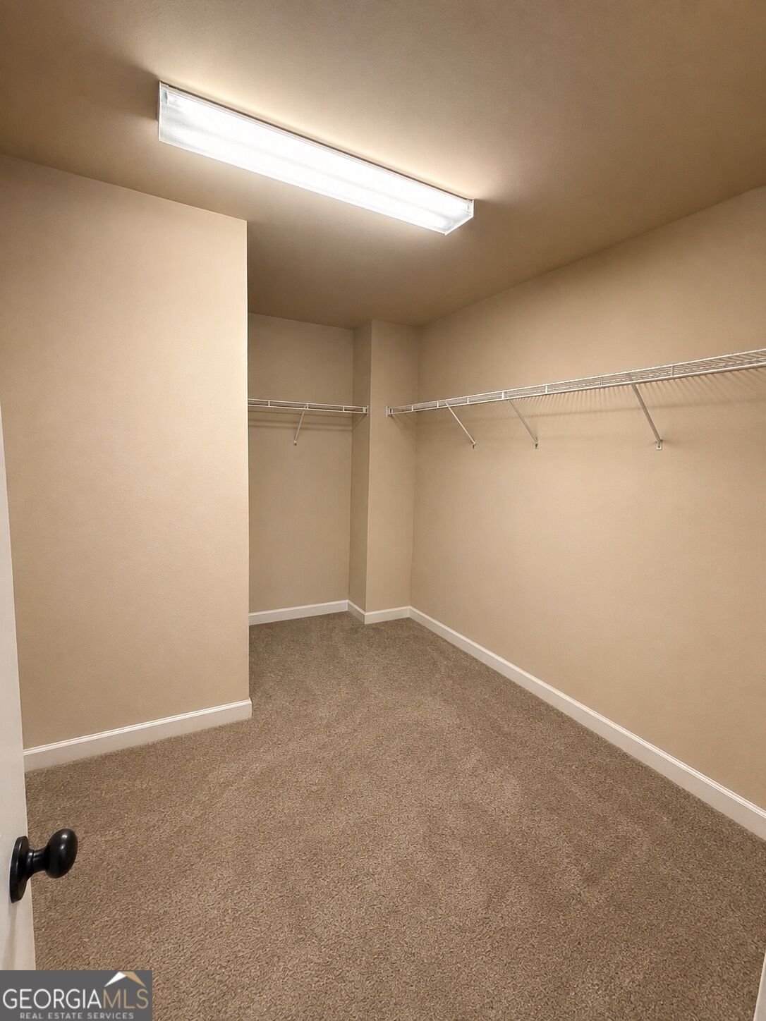 945 Grand Ivey Place Property Photo 7