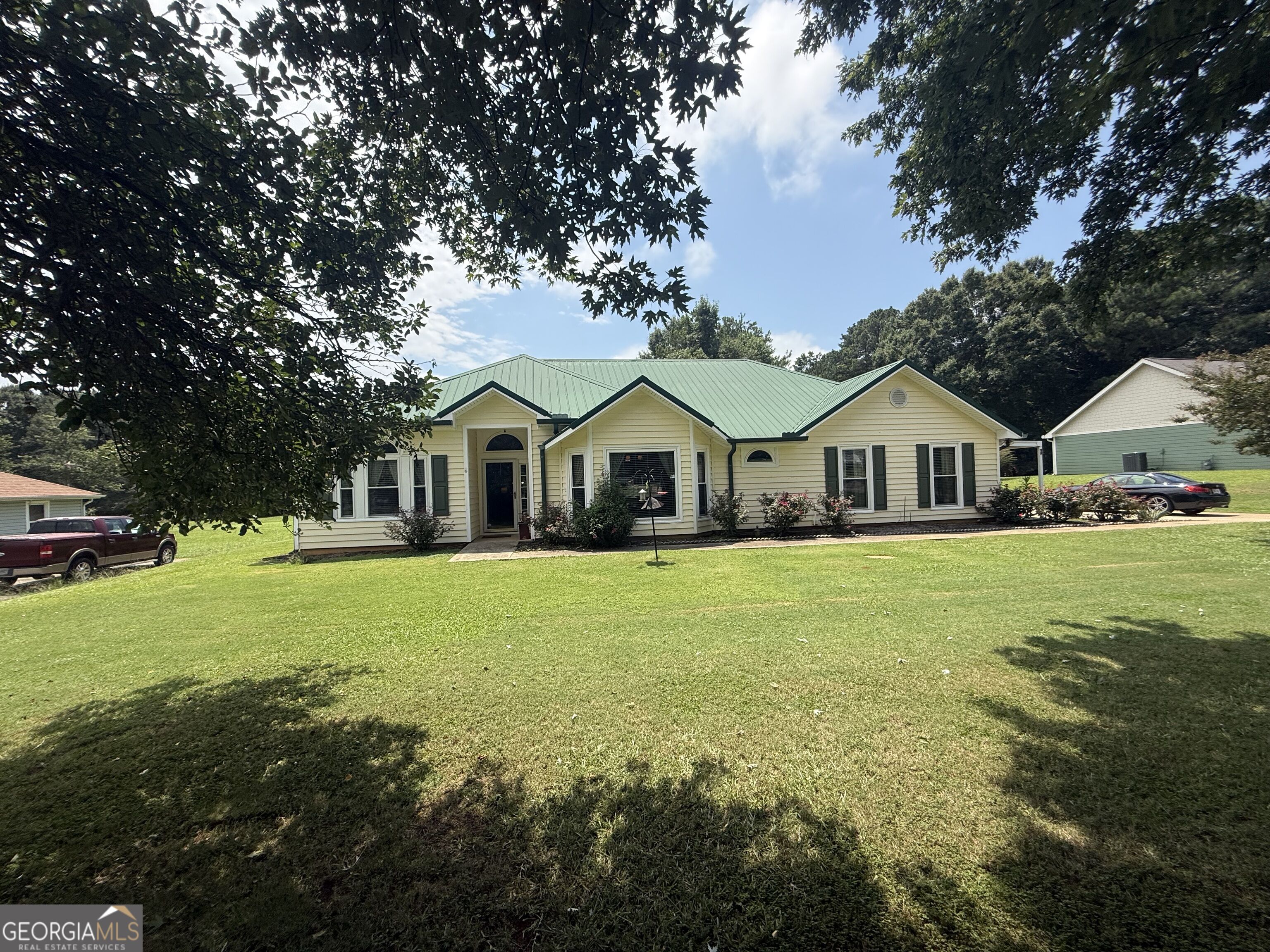 95 Firethorne Drive Property Photo 1