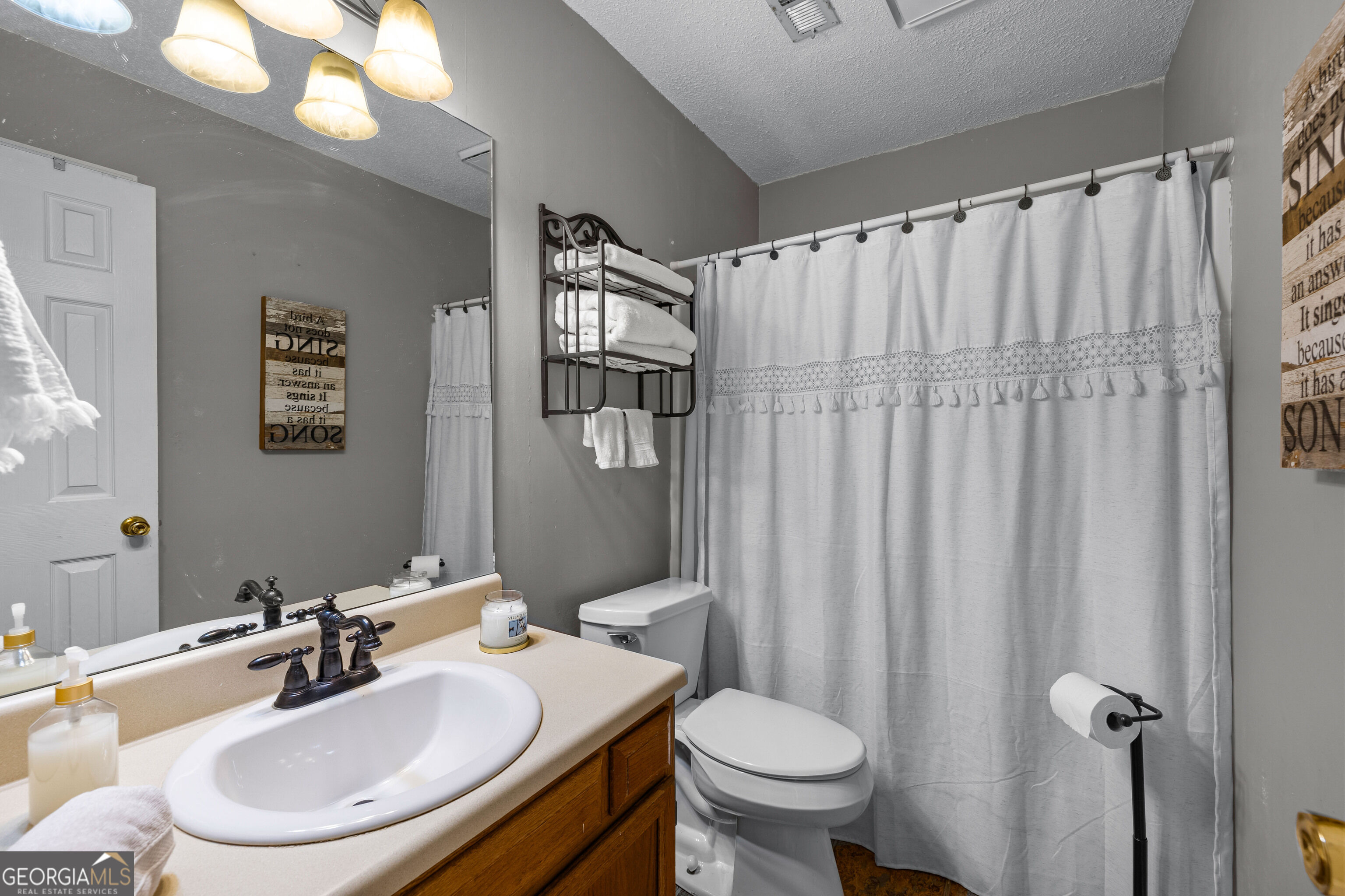 95 Firethorne Drive Property Photo 10